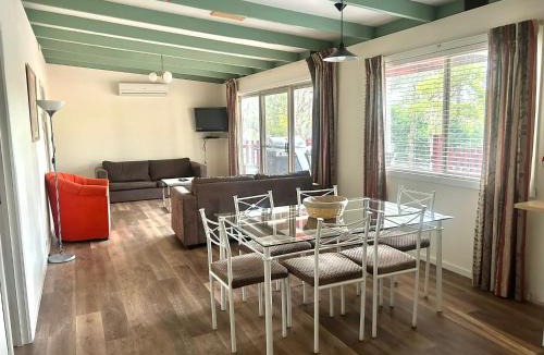 Howqua Inlet Resort | The Black Sparrow