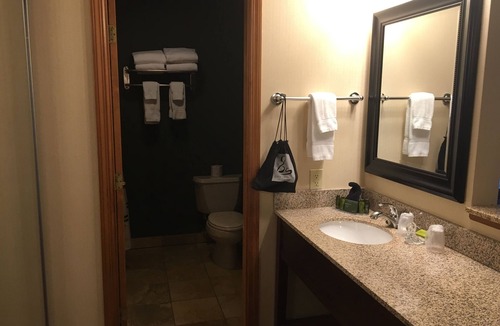 Lenox Dale Hotel | The Black Swan Lee - Lenox, an Ascend Collection Hotel