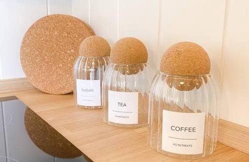 Stamford Apartment | The Black Swan Shepherd Hut