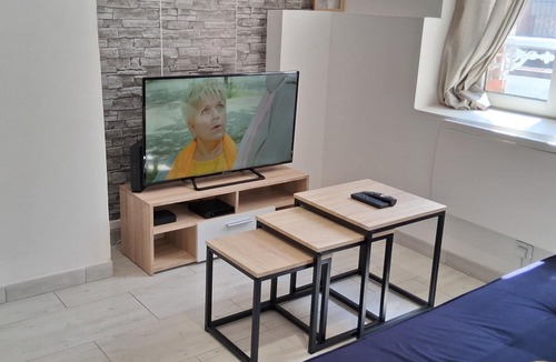 Chalette-sur-Loing House | The Black & White: MONTARGIS/CHALETTE