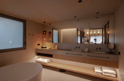 Avinguda de Carlemany Hotel | The Blackpine Hotel, Small Luxury Hotels