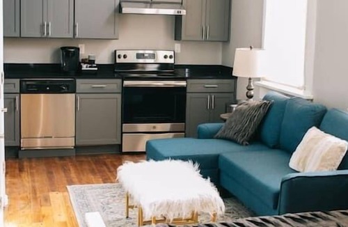 Lake City Apartment | The Blanche - Room 209