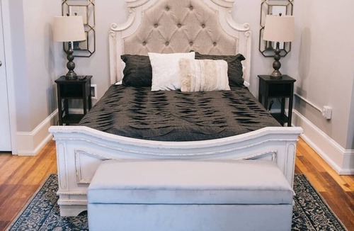 Lake City Apartment | The Blanche - Room 311