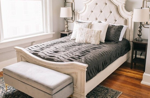 Lake City Apartment | The Blanche - Room 312