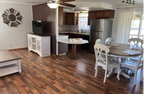 Max House | The Blecha Bungalow - your HOME away from HOME!