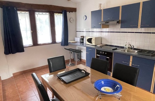 Saint-Dizier-Leyrenne House | The Bleuet Gite