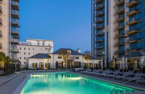 Buckhead Village Apartment | The Bleu Oasis