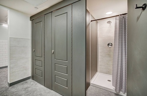 Silverthorne Hotel | The Block Hotel & Commons