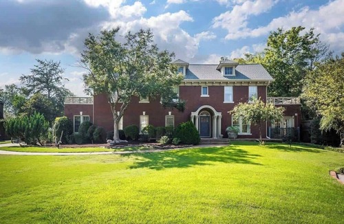 Memphis House | The Bloomfield House