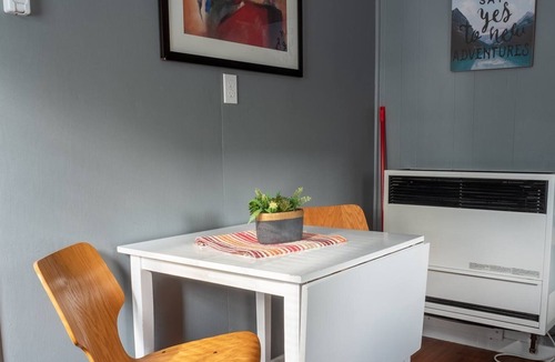 Bloomfield Cottage | The Bloomfield-Westlake PEC stay