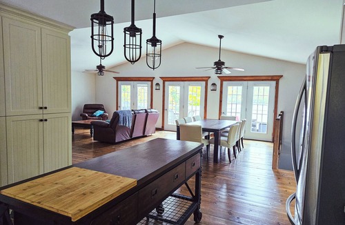 Notre-Dame-de-Pontmain Ski Chalet | The Blue Cottage