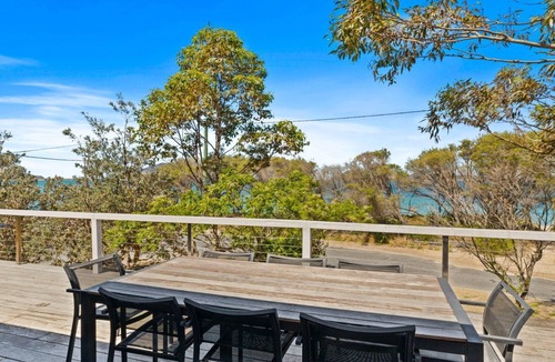 Hawks Nest House | The Blue Beach House