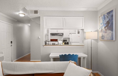 Brentwood Apartment | The Blue | Brentwood Suite Near Downtown ATX