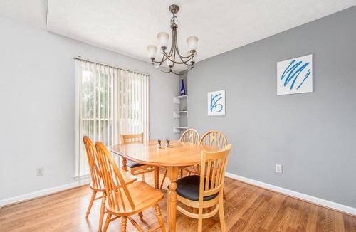 Fayetteville House | The Blue Burble Inn