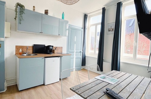 Dunkerque Centre Apartment | The blue cocoon