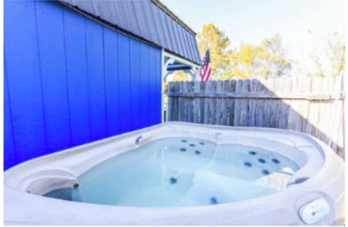 McArthur Cottage | The Blue Cove