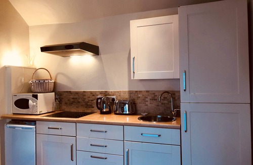 Fen Stanton Cottage | The Blue Cow Luxury 5 Star Accommodation