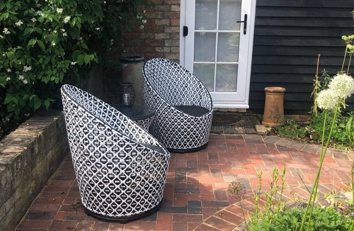 Fen Stanton Cottage | The Blue Cow Luxury 5 Star Accommodation