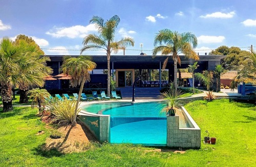 Turis Ski Chalet | The Blue Diamond Villa-25min From Valencia