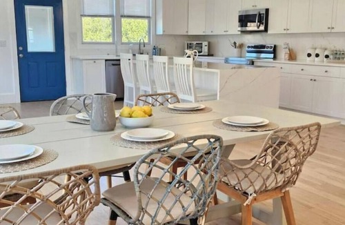 Center Moriches House | "The Blue Door" House Waterfront