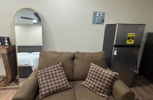 Northeast El Paso Apartment | The Blue Door Studio: Modern & Cozy El Paso Stay