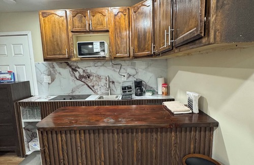 Northeast El Paso Apartment | The Blue Door Studio: Modern & Cozy El Paso Stay