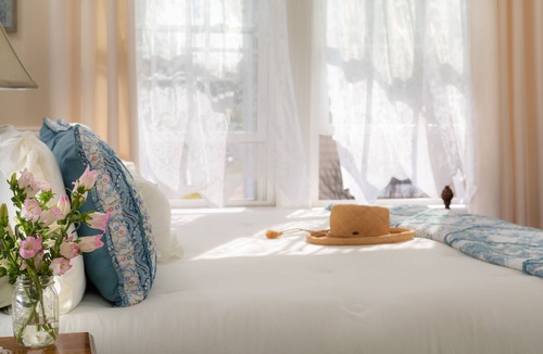 Block Island Bed & Breakfast | The Blue Dory Inn