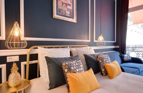 Faubourg-du-Roule Apartment | The Blue Elysées Suite