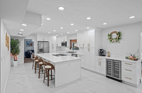 Belleair Beach House | THE BLUE ESCAPE.