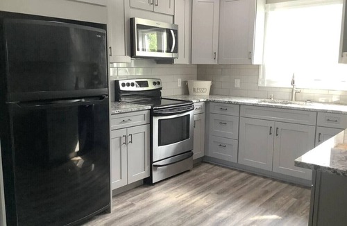 Fort Fairfield House | The Blue Gable Retreat-Direct Trail Access