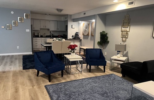 Elkins Park Condo | The Blue Gem Close To Philly