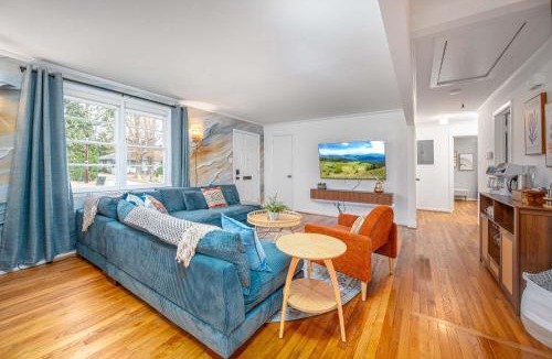 Carrboro House | The Blue Haven Bungalow