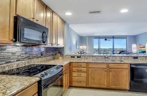 Cape Harbour Condo | The Blue Heron | 2 bedroom 2 bath condo overlooking marina
