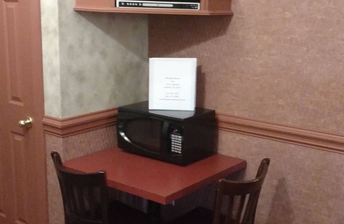 La Porte Hotel | The Blue Heron Inn