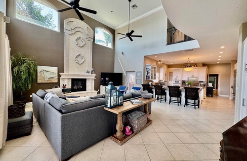Ellenton House | The Blue Heron Riverfront Retreat