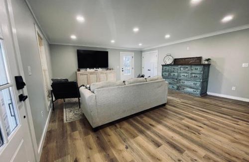 Henderson House | The Blue House Jr