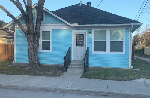 Oak Cliff House | The Blue House