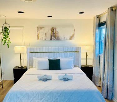 Dover House | The Blue House
