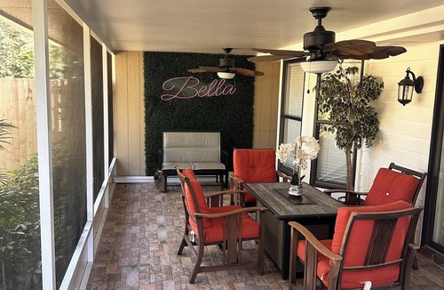 Spring Hill House | The blue housenn