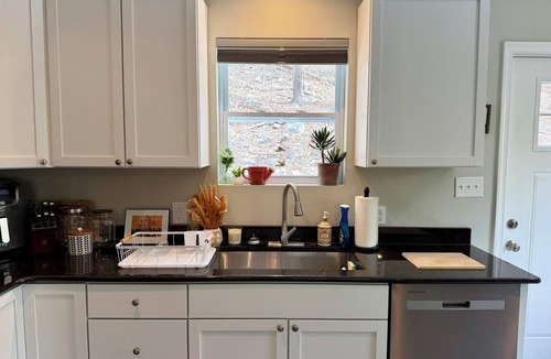 Kabletown House | The Blue Jay | New House in the Woods