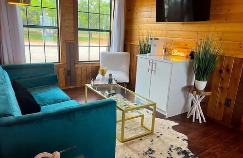 Breckenridge Cabin | The Blue Lagoon Casita on Hubbard Shores