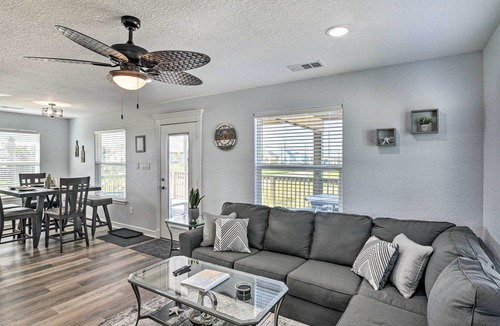 Surfside Beach House | The Blue Lagoon’ Home - Short Walk to Beach!