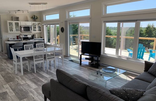 Colindale House | The Blue Pearl: 3 - Bedroom Executive Class Villa