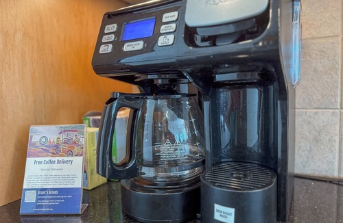 Cape Charles House | The Blue Pearl | Luxury Bayfront, Beach Access, Sunset Views, Bay Creek Resort Amenities