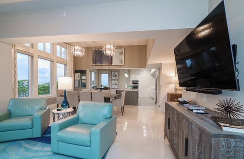 Baytowne Wharf Condo | The Blue Pearl Penthouse- Sandestin