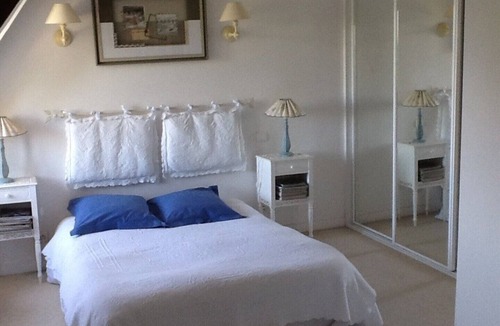 Azay-le-Ferron House | THE BLUE ROOM *