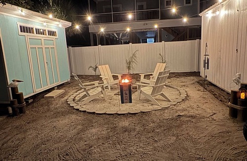 Tranquil Harbour House | The Blue Sea Bungalow