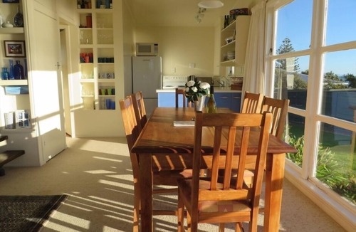 Paraparaumu House | THE BLUE TRIANGLE - two storey sunny bach