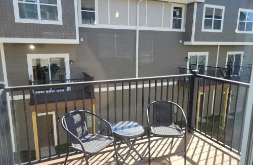 Elkhorn House | The BlueJay at Coventry Rows