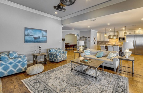 Cedar Creek Reservoir House | The Bluewater Bungalow - Luxe Cedar Creek Lake Gem
